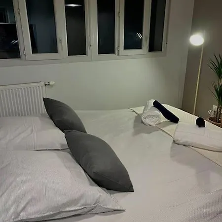 Charmant Studio Apartment *